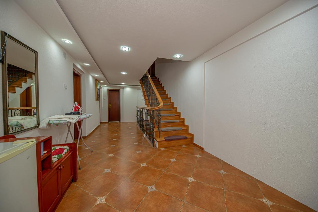 Apartment Marcic バール エクステリア 写真